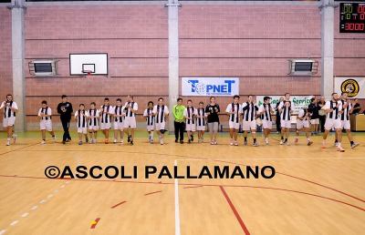 Ascoli Pallamano: grinta, cuore e pubblico delle grandi occasioni