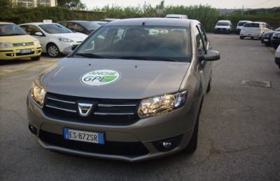 Dacia Sandero Berlina e Stepway, eleganza low cost