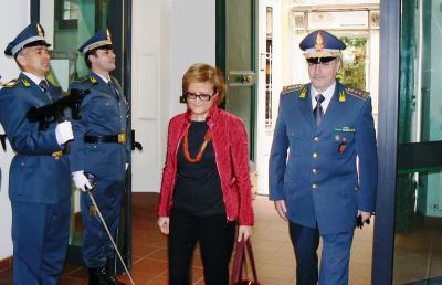 Guardia di Finanza Ascoli, visita del Prefetto Angela Pagliuca