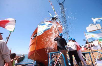 Argentina, il cantiere Contessi vara un nuovo peschereccio