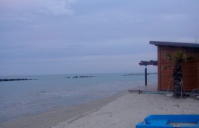 Erosione marina a Grottammare, fondi per la spiaggia nord