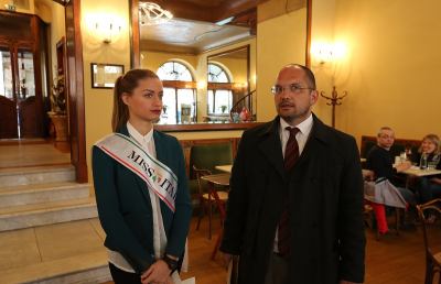 Miss Italia Giulia Arena in visita ad Ascoli e San Benedetto
