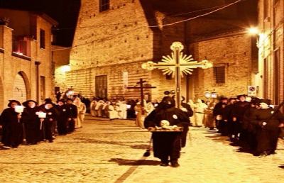 Ripatransone, Venerdì Santo con la Processione del Cristo Morto