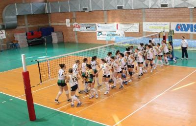 Volley, la Lmd Group Pagliare conquista un punto prezioso a Trevi