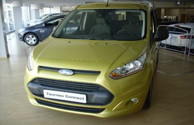 Cargospazio, la Ford lancia sul mercato il Tourneo Connect