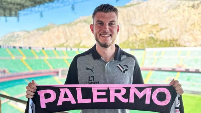 Palermo, ingaggiato il portiere Kanuric. Segre verso l'Ascoli: “Contenti del nostro avvio ma ogni gara è una battaglia”