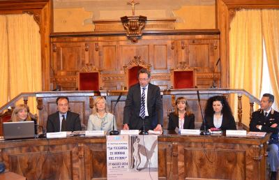 Ascoli, tavola rotonda sulla violenza di genere nel Piceno