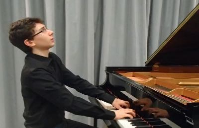 Auditorium Tebaldini, concerto del pianista Francesco Granata