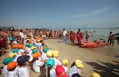 San Benedetto, manifestazione in spiaggia “Papà ti Salvo io”