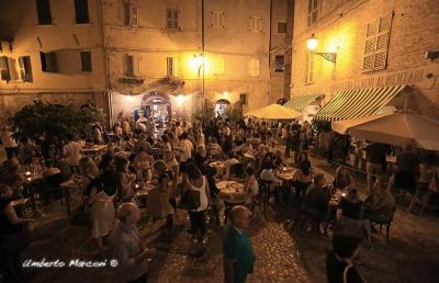 Jutténizie, manifestazione nel Borgo di Grottammare