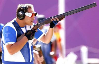 Mondiali tiro a volo, Fabbrizi d'oro nella gara a squadre