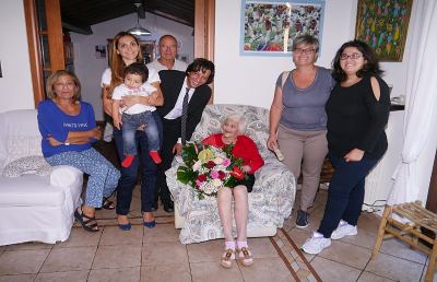 Festa a Grottammare per i 103 anni di Tullia Mascaretti