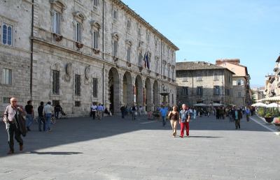 Comune Ascoli, asta pubblica per la vendita di 5 lotti di veicoli