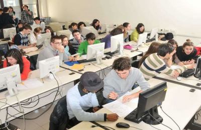 BCC Castignano, supporto concreto agli studenti universitari