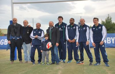 Gli azzurri del rugby inaugurano il nuovo campo in zona Agraria