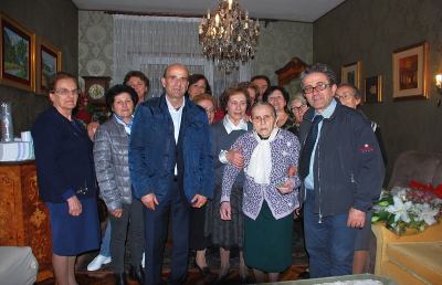 Cento candeline per la signora Luisa Renzi