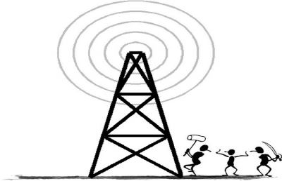 Acquaviva Picena, protesta dei residenti per l'antenna della discordia