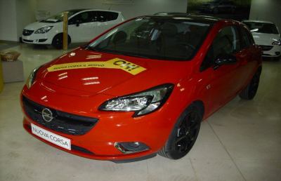 E' una Opel quinta generazione, di Corsa dal 1982