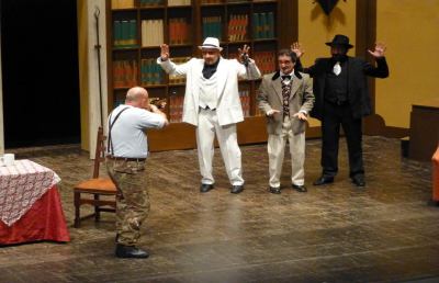 Teatro PalaFolli, va in scena “Niente da dichiarare?”