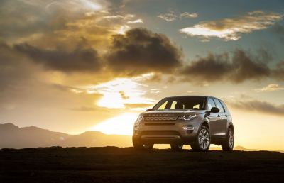 Nuova creatura in casa Land Rover, la Discovery si fa sportiva