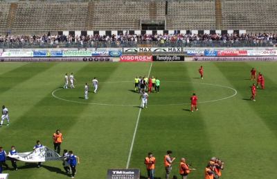 Ascoli-Ancona 2-1, Grassi e Perez regalano un altro derby al Picchio