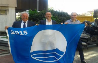 San Benedetto e Grottammare, sventolano di nuovo le Bandiere Blu