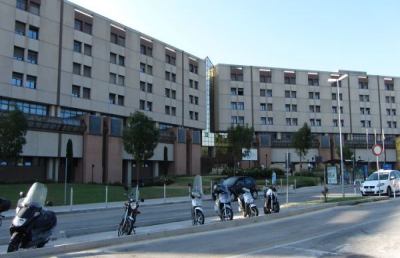 San Benedetto, grave agricoltore che finisce sotto motocoltivatore