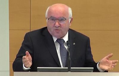 Scommesse, Tavecchio: “I furbi si attrezzano per fregare la gente”