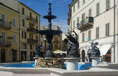 Fontana piazza Matteotti a San Benedetto, risistemato angioletto 