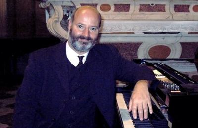 Palazzo Piacentini, arriva il grande pianista Martin Münch