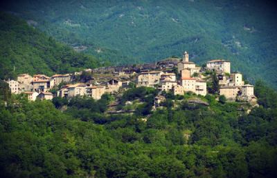 Acquasanta Terme, uomo perde la vita cadendo in un burrone