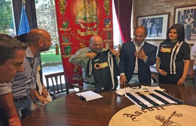 Ascoli, Bellini presenta maglia speciale con logo Quintana
