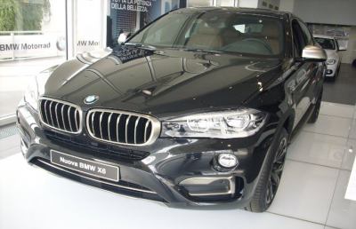 Suvcoupè BMW, sul mercato la seconda generazione della X6