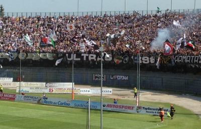 Ascoli, raggiunta quota 3200 abbonamenti. Col Cesena arbitra Di Paolo