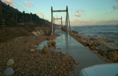 Grottammare: erosione marina, pista ciclopedonale in sicurezza
