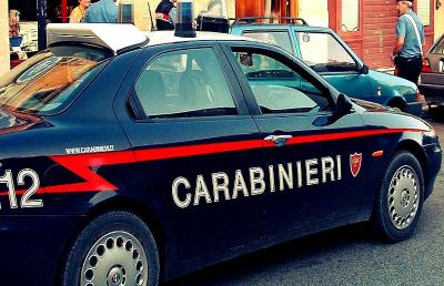 Monsampolo del Tronto, scoperto capannone per coltivazione canapa indiana