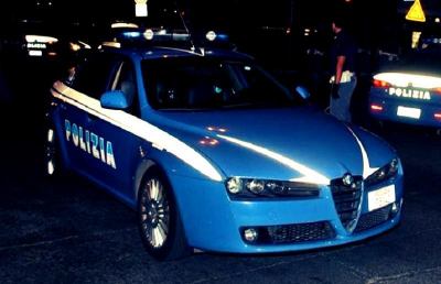 San Benedetto, arrestato macedone che prende a testate vetrata di un bar