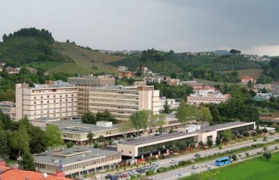 Ascoli, musicista perde la vita gettandosi dal quarto piano del ''Mazzoni''