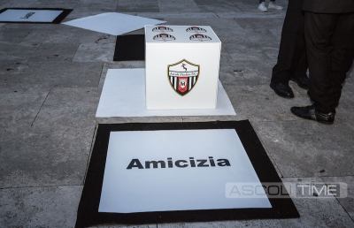 ''Il Grande Gioco del Picchio'' in piazza con Lovato, Ciccoianni e Petrone