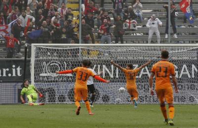 Serie B 13° turno: decollo del Cagliari, Lapadula rilancia il Pescara