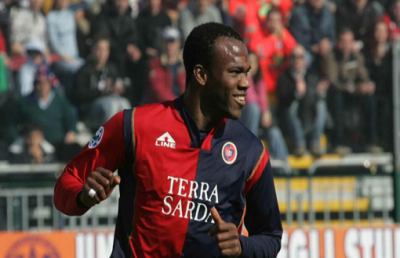 Precedenti Cagliari-Ascoli: nel 2003 show rossoblù con Suazo e Bucchi