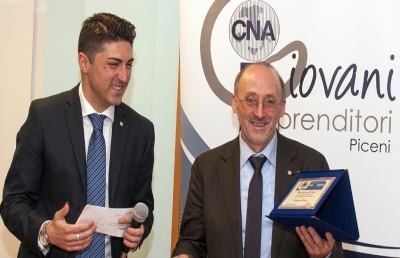 Economia del Piceno, forte crescita dei contratti a tempo indeterminato