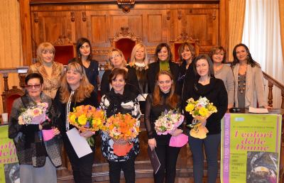 Premiate le vincitrici del concorso di prosa e poesia ''I Colori delle Donne''