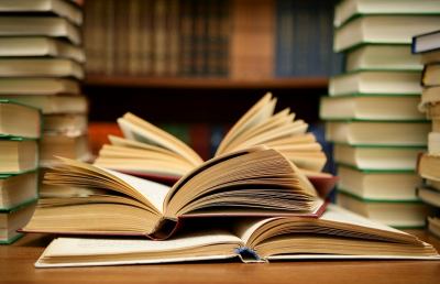 Teatro dell’Arancio, si presenta il libro ''Niente di serio. Ma tutto vero''