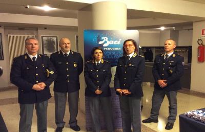 No al cyberbullismo, Polizia e Baci Perugina insieme con #UnaParolaeUnBacio