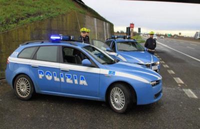 Botte a poliziotti su Ascoli-Mare, arrestati due autisti napoletani