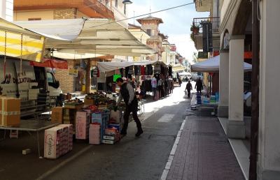 Grottammare:  mercato del giovedì, posteggi a bando