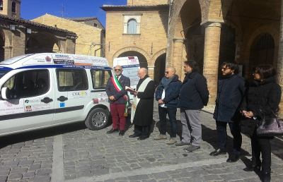 Offida, consegnato un Doblò attrezzato per trasporto disabili
