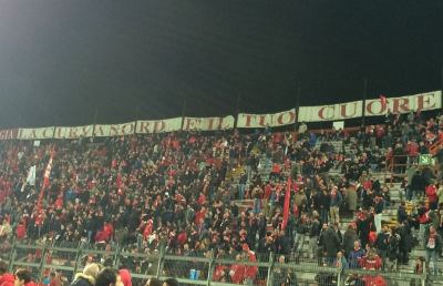 Perugia-Trapani 0-2, tiro mancino dell'umbro Cosmi alla sua ex squadra