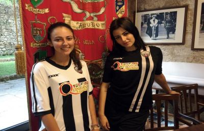 Ascoli, consegna maglie con logo Quintana. In vendita biglietti per Crotone